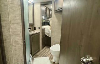 BRAND NEW! 2024 Thor Motor Coach Four Winds 31EV