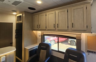 2023 Pet Friendly Shockwave Toy Hauler