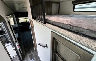 2 Room Family Friendly Camper Rental