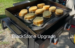 Rockwood Couples Coach w/ Outdoor Kitchen $99/wkdy