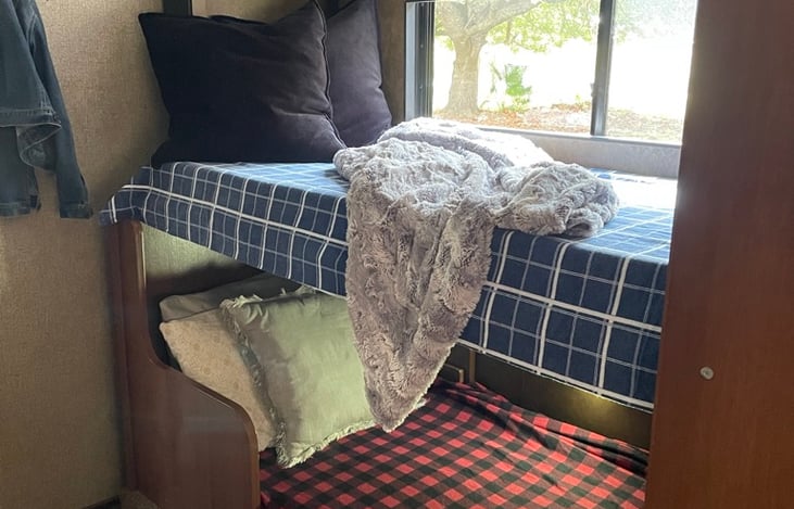 This is the small dinette transformed into bunks. Can't you just hear the giggles and nighttime chatter!?