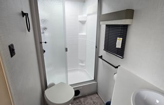 The Silver Spur Guest & Paddock