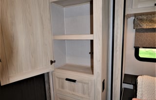 Startlink Keurig onboard. Spacious & Cozy Sleep 6