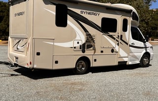 2018 Thor Synergy 24SP Diesel Mercedes Sprinter!