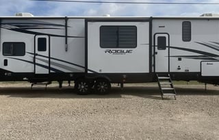 45ft forest river vengeance Toy hauler