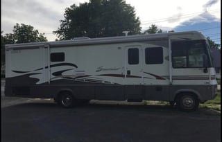 2002 Itasca Suncruiser 32V
