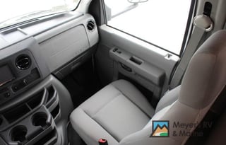 Home onWheels Harvey the RV 2024 EastTOWestEntrada