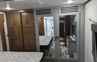 2020 Fuzion Luxury Toy Hauler!