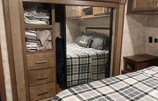 2019 Highland Ridge TWO Bath Sleeps 10