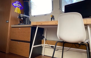 Airstream in 2 colors! Stand out!