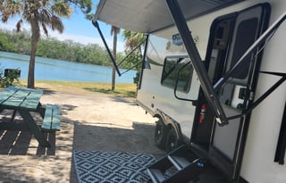 Luxury Towable Bunkhouse Sleeps 8 Fully Stocked