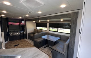 2022 Keystone RV Hideout 28BHSWE