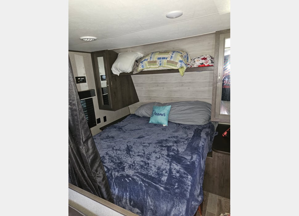 Travel Trailer rentals in Cross Plains