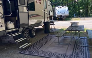 2019 Dutchmen RV Coleman Light 2435RK