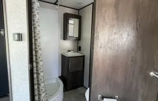 2021 Coleman 30ft Toy Hauler 5475 lbs dry weight