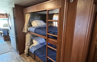 Adventure Awaits - Ideal RV for Families & Groups!