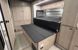 2025 Grand Design Lineage 25FW