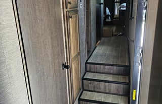 42' Bighorn - Insurance Included