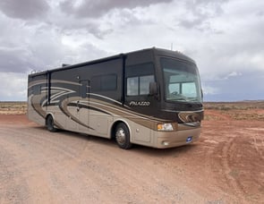 Thor Motor Coach Palazzo 33.3