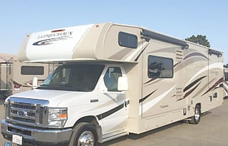 2017 Coachmen Leprechaun