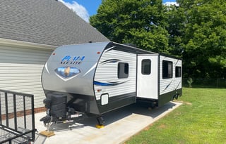 Queen privacy with extra sleeping capacity!