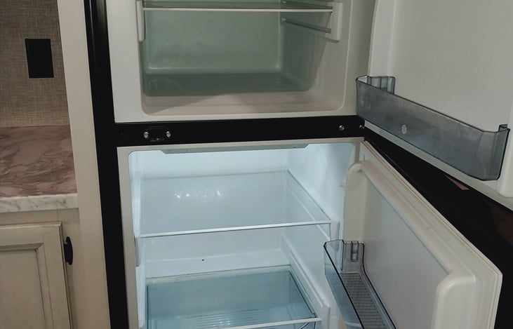 Refrigerator & freezer.