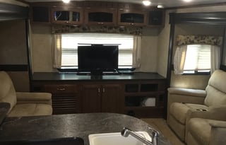 2016 Jayco WhiteHawk Rufnex#3 Great for lake trips