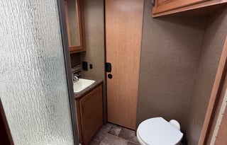 Thor Four Winds 31E – Ultimate Family & OffGrid RV