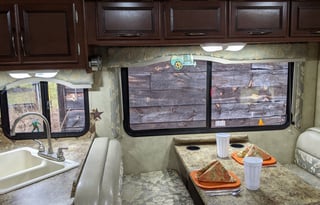 2013 Thor Motor Coach Chateau 28Z