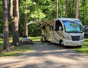 Thor Motor Coach Axis 24.1