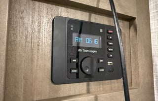 2025 Jayco Jayflight SLX 260BH – Sleeps up to 10!