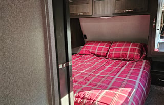 Dale  - 2020 Keystone RV Springdale 300FWBH