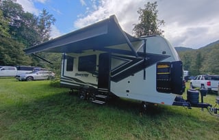 Grand Design, Delivery and setup!! Just show up