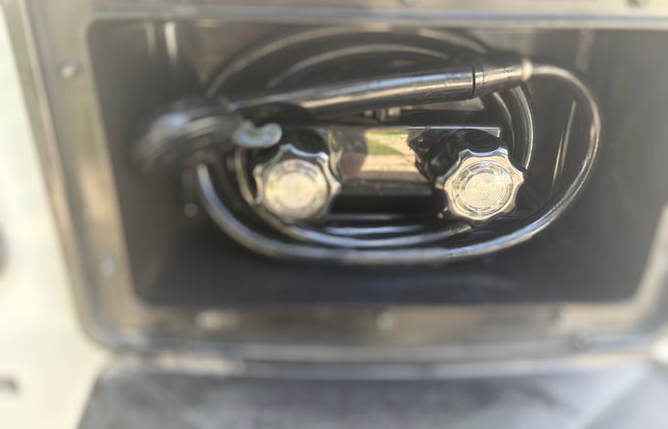 Outside shower, perfect for spraying sand off your feet when you’re at the beach