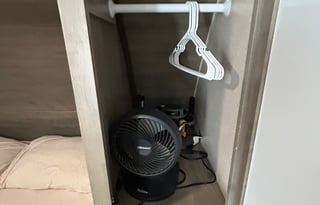 Independence! 2019 Palomino Puma XLE Lite w/ sofa