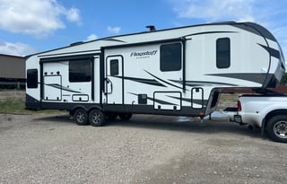 Flores 5th wheel of Fun