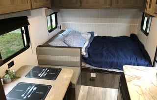 2022 Coachmen RV Clipper Ultra-Lite 17BH