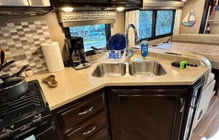 2017 Thor Motor Coach Quantum WS31