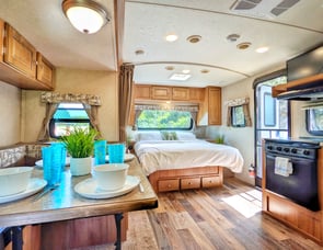 Forest River RV Rockwood Mini Lite 2104S