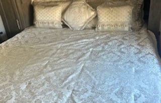 Kid and Pup Friendly 42 Foot 2 Bedroom 5th Wheel