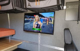 ROVENN - Mercedes Winnebago Adventure Wagon++ 70SE