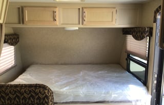 2017 Winnebago BH1700