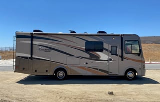 2017 Coachmen Pursuit 30 FW - NO SPECIAL DL NEEDED