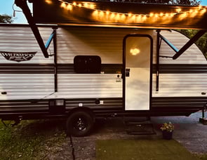 Forest River RV Wildwood FSX 174BHLE