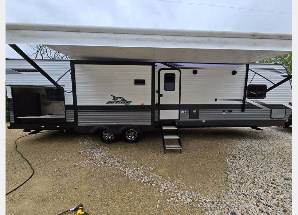 Travel Trailer rentals in Madison