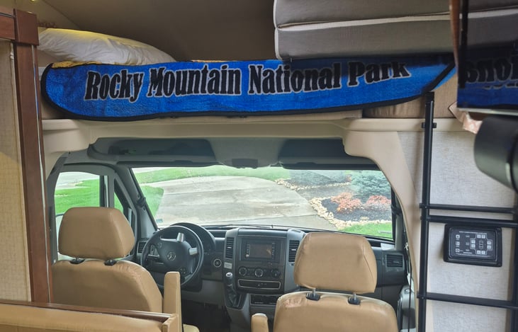 Bunk and Extra Mattress for Dinette Bed