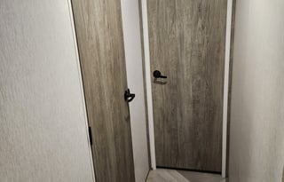 Goose neck and must have 50 amp outlet