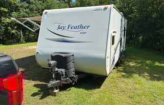 2010 Jayco Jay Feather EXP 213 (Very clean camper)