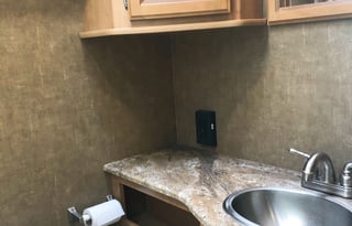 2016 Thor Motor Coach Axis 25.2