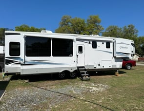 Palomino Columbus 382FB